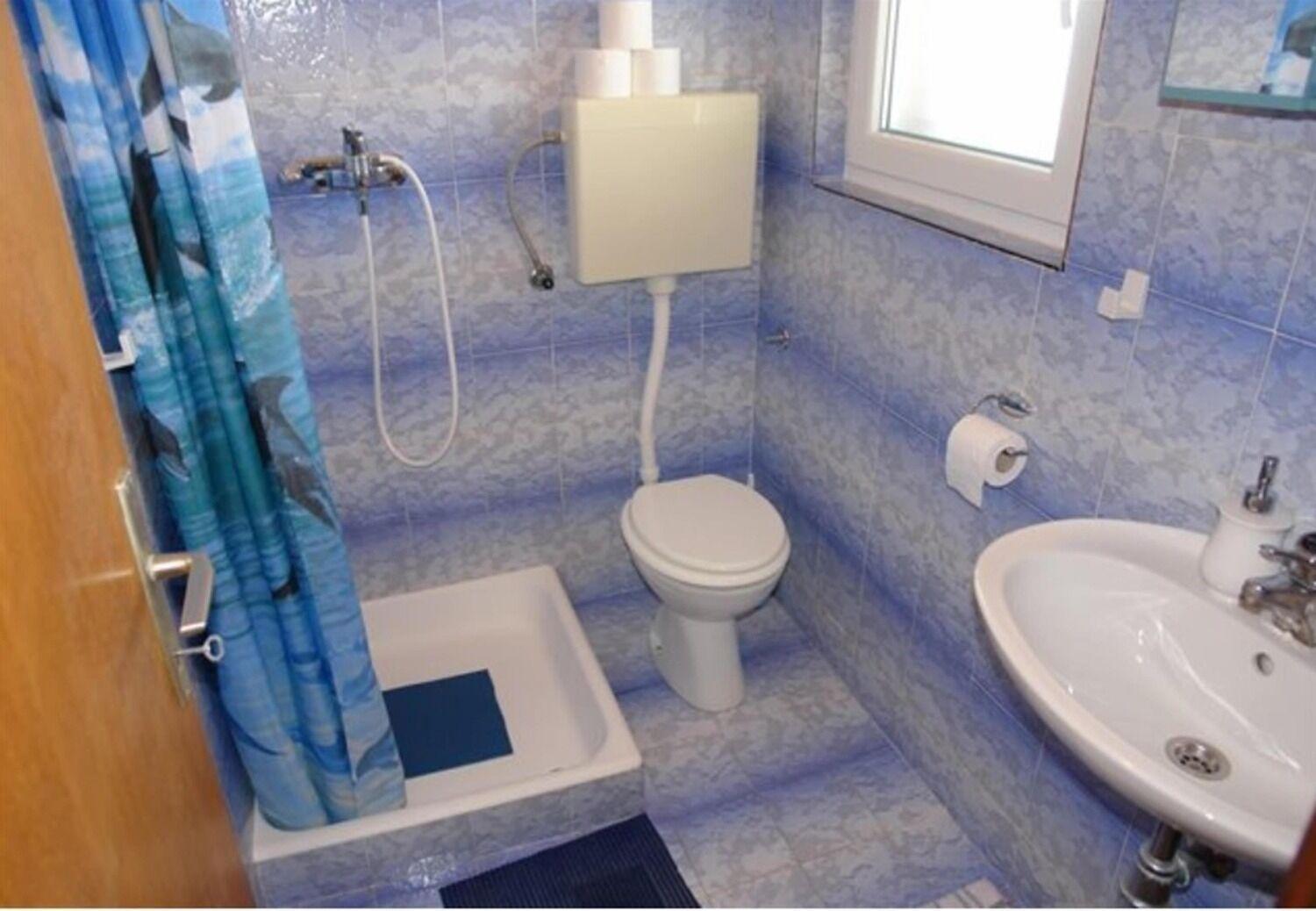 Apartments And Rooms Ognjen - Family Apartments With Free Parking Betina  Exterior foto